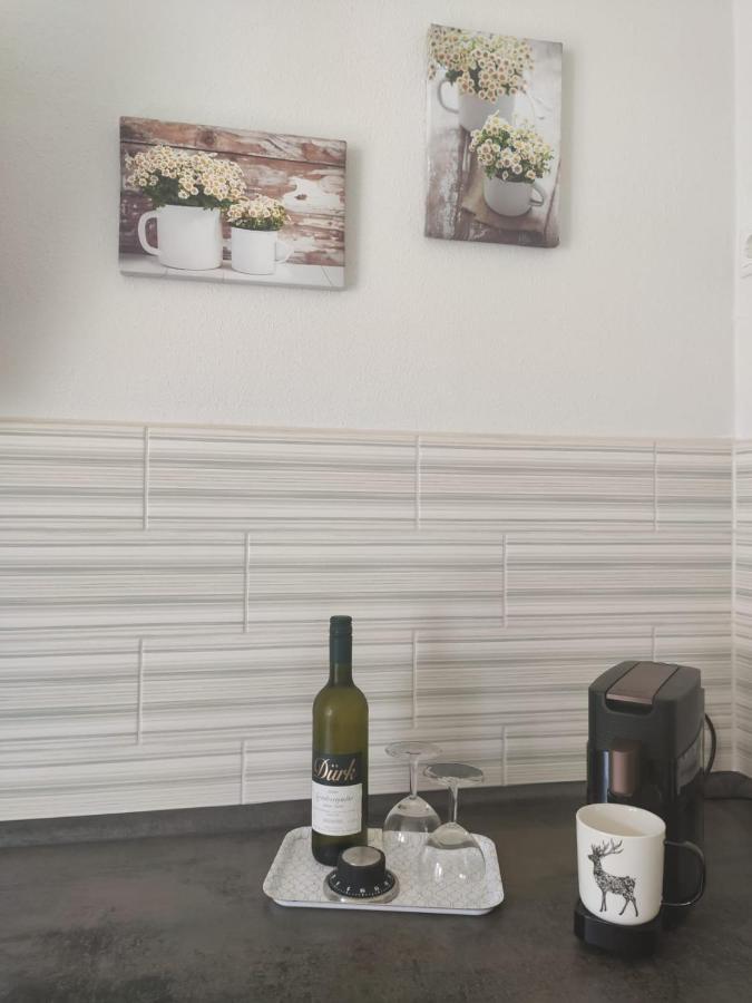 Ferienhaus Blaue Blume Mit 11 Kw Ladestation, Kamin, Terrasse, Eingezaeuntem Garten, Sauna, Wlan, Netflix, 2 Hunde Willkommen! Guntersberge ภายนอก รูปภาพ